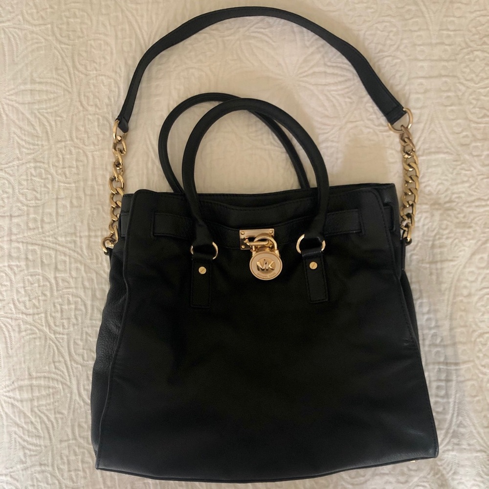 Michael Kors Hamilton Large Black Leather Satchel with Gold-Tone Chain Detail - Picture 2 of 9